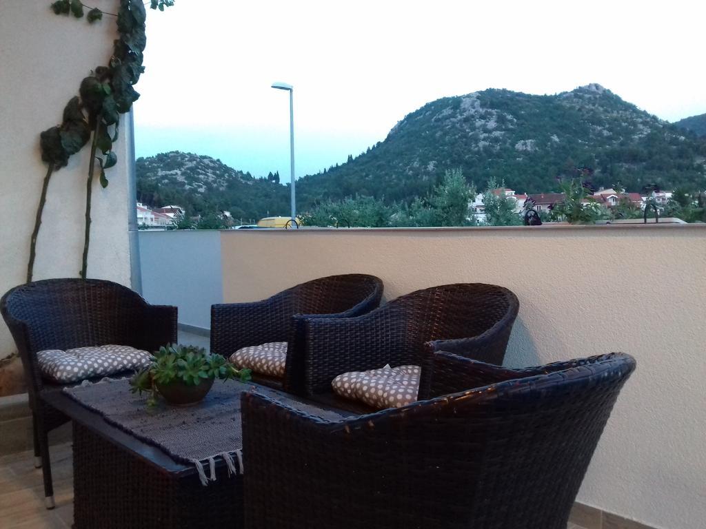 Apartment Venera Блаце Екстер'єр фото